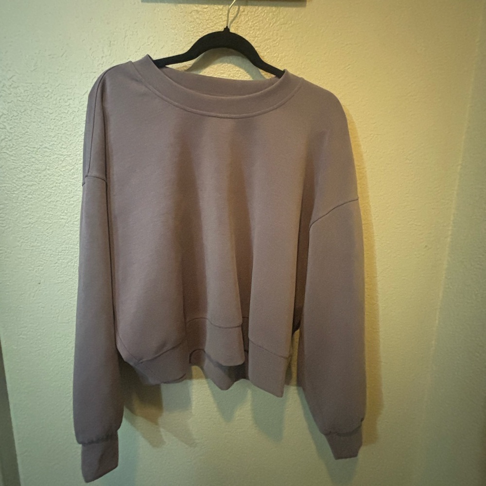 Perfectly Oversized Crop Crew Softstreme